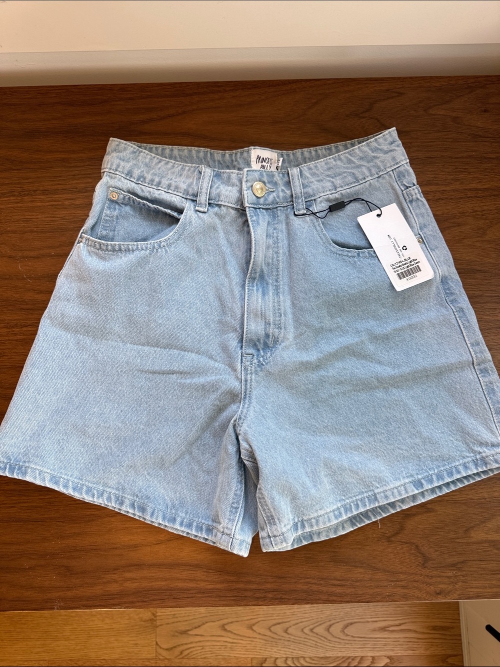 Princess Polly xx The Swalla Shorts US6 High-Rise light blue Denim Shorts